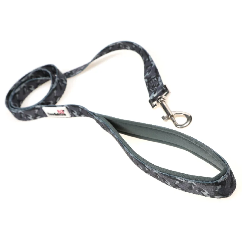 - Winter warm clothes for short-haired dogsDoodlebone Originals Pattern Dog Lead 1.2m Smokey Camo 3 Sizes