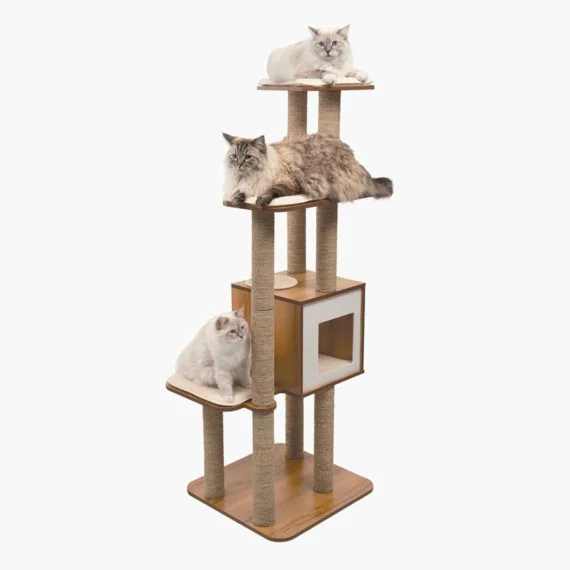 - Remote interactive pet feederVesper High Base XL Cat Furniture