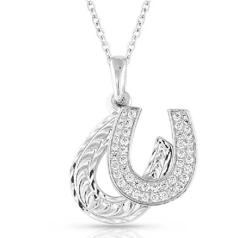 - Chinchilla cooling ice nest ceramic plateCountry Charm Horseshoe Necklace