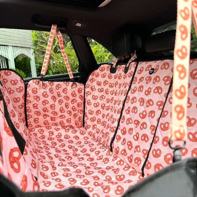  -Anti-scratch sofa protective coverPretzels: Deluxe Hammock Car Seat Cover