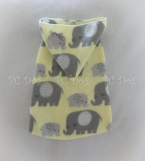 Pet raincoatYellow and Gray Elephants Sleeveless Hoodie Dress